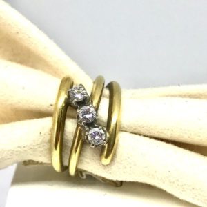 anello in oro giallo a spire con diamanti gioielli torino