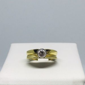 anello oro con diamante gioielli torino