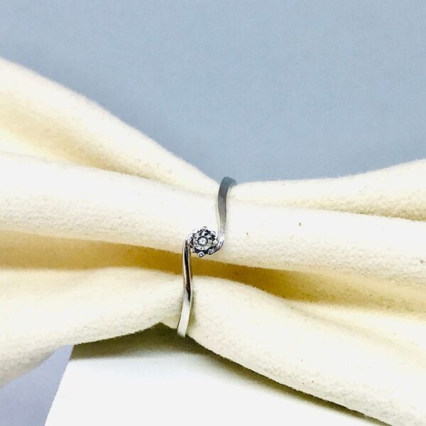 anello oro bianco con diamante gioielli torino