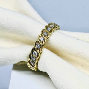 anello in oro giallo 18 carati con diamanti. Offerte d'oro Gioielli Torino